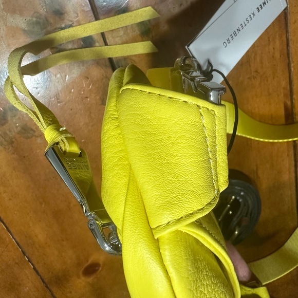 NWT Aimee Kestenberg Yellow Milan Bum Bag - Picture 8 of 10